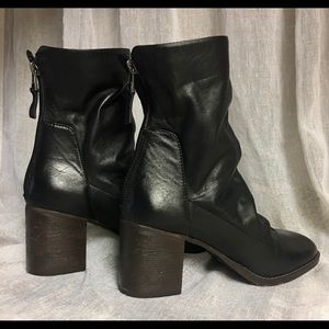 Chelsea&Violet Fredm Block Heel Ankle Boots